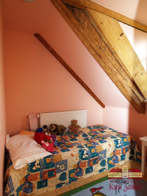 Hotel Kursi Hunting Manor Puurmani Zimmer foto