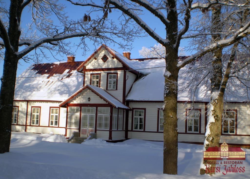 Hotel Kursi Hunting Manor Puurmani Exterior foto