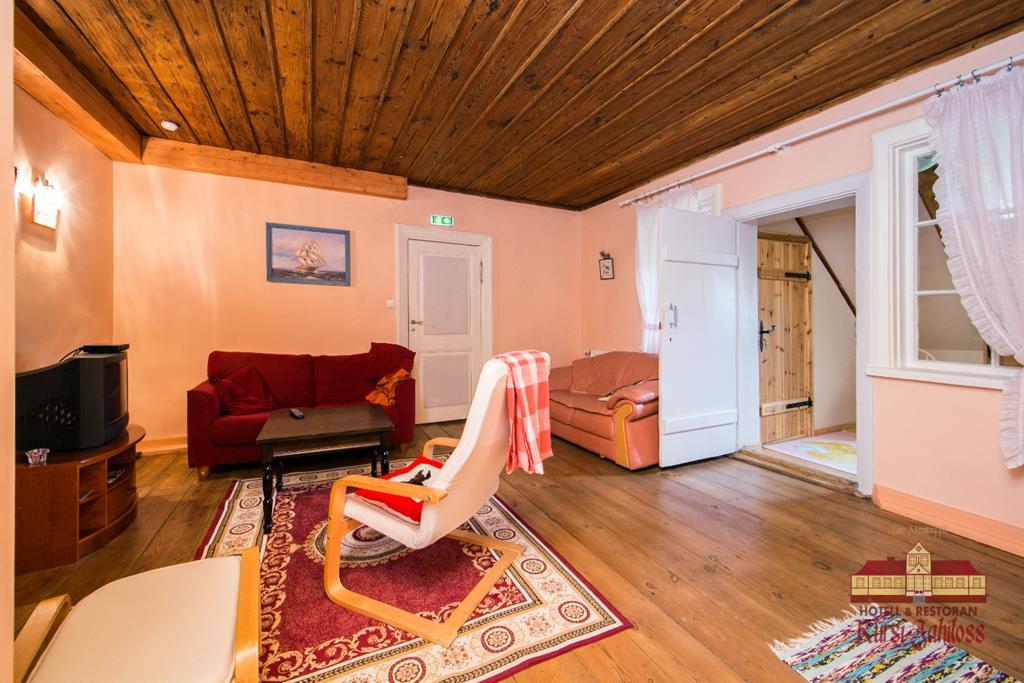 Hotel Kursi Hunting Manor Puurmani Zimmer foto