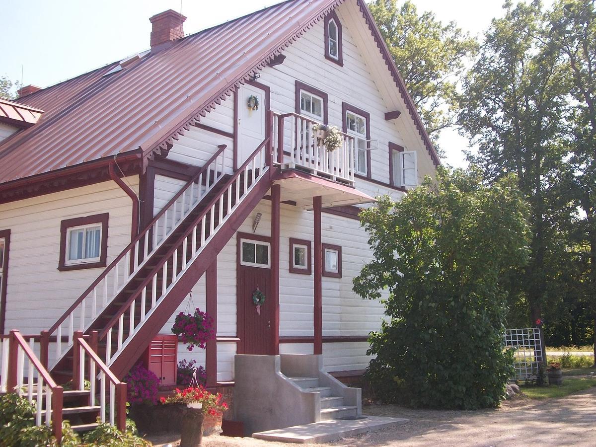 Hotel Kursi Hunting Manor Puurmani Exterior foto